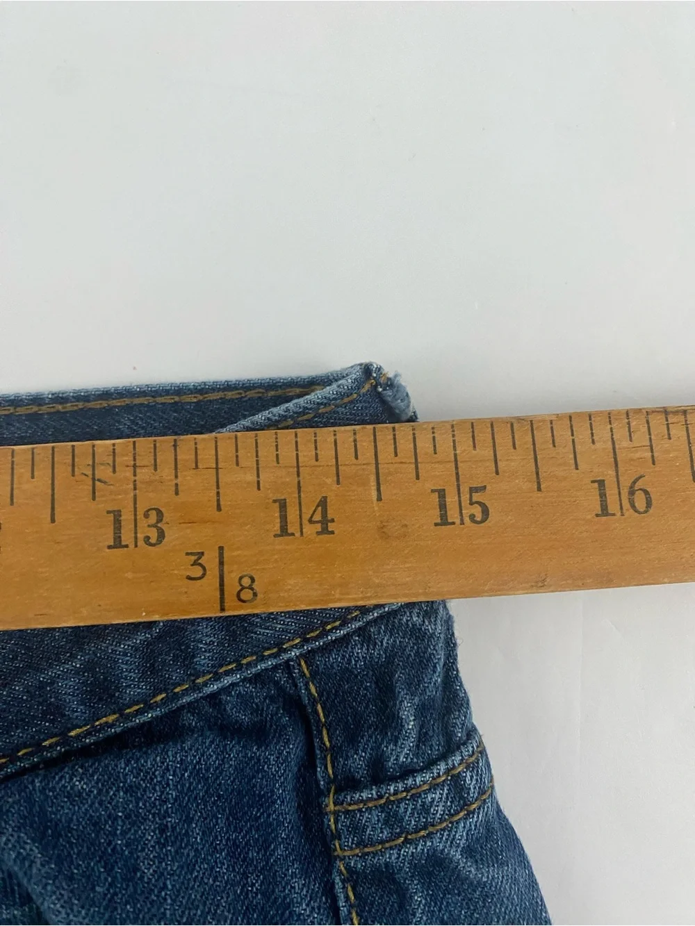 Levi’s 550 Boys size 18 regular blue jeans 29x29